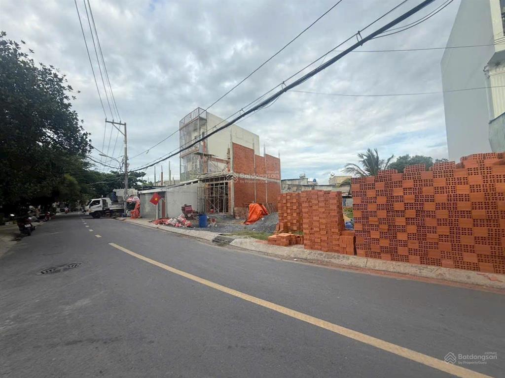 Bán lô đất thị trấn hóc môn, 72m2 nở hậu, sổ đỏ sẵn
