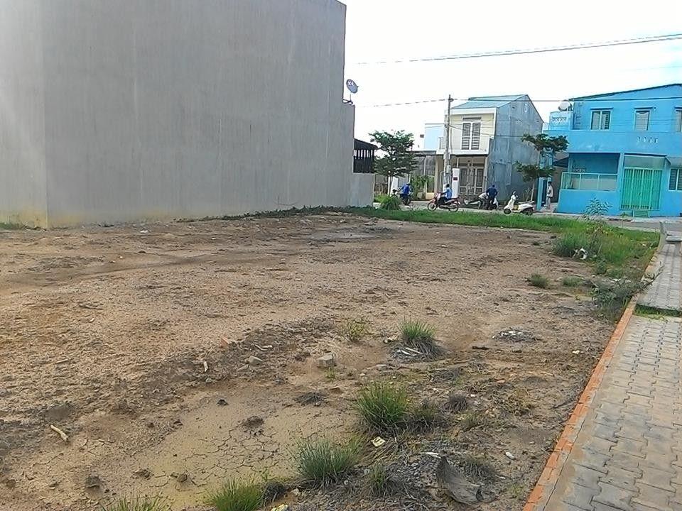 Bán 100m2 mặt tiền 5m đường ô tô tránh Hoà Lạc Phú Cát Vai Réo Chỉ Cần 3 Tỷ