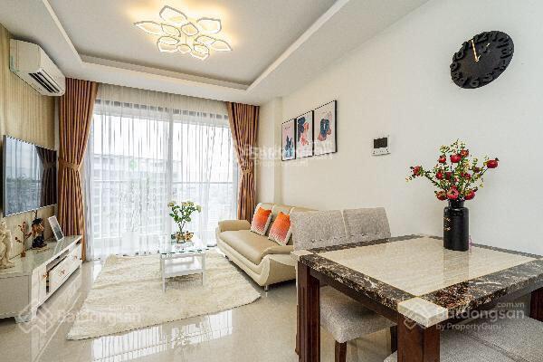 Cần bán căn hộ lucky palace, quận 6, dt 84m2, 2pn 2wc, giá 5,1 tỷ. 0939 271 *** (tài)
