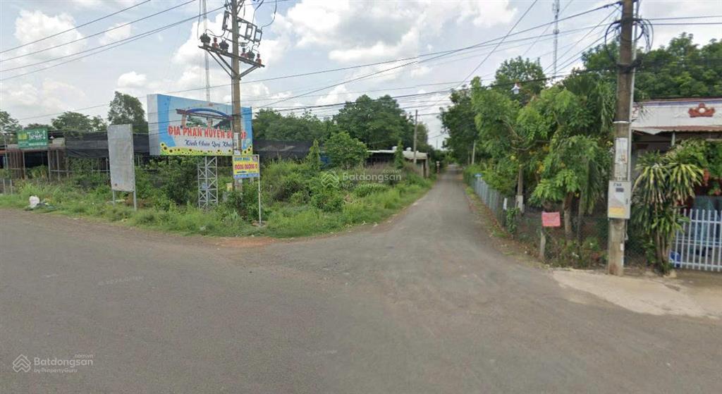 Đất đẹp đường nhựa gần chợ tân thành giá tốt bù đốp chính chủ dt 1068m2