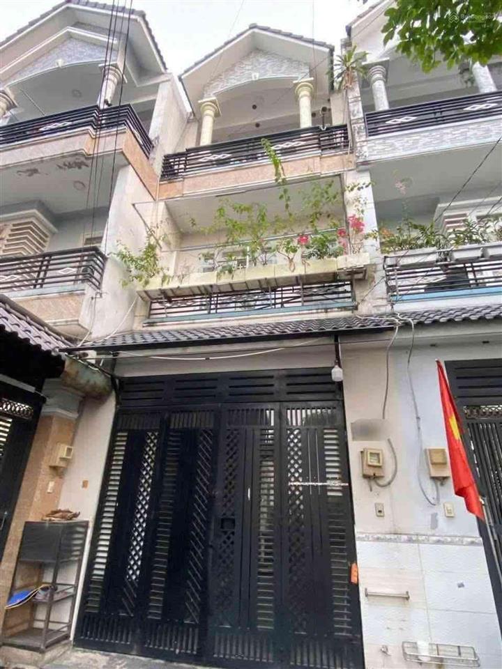 Bán nhà nguyễn duy cung 60m2 vuông vức, nhà xây ở chắc chắn, sát mặt tiền, khu nhà sạch sẽ, an ninh