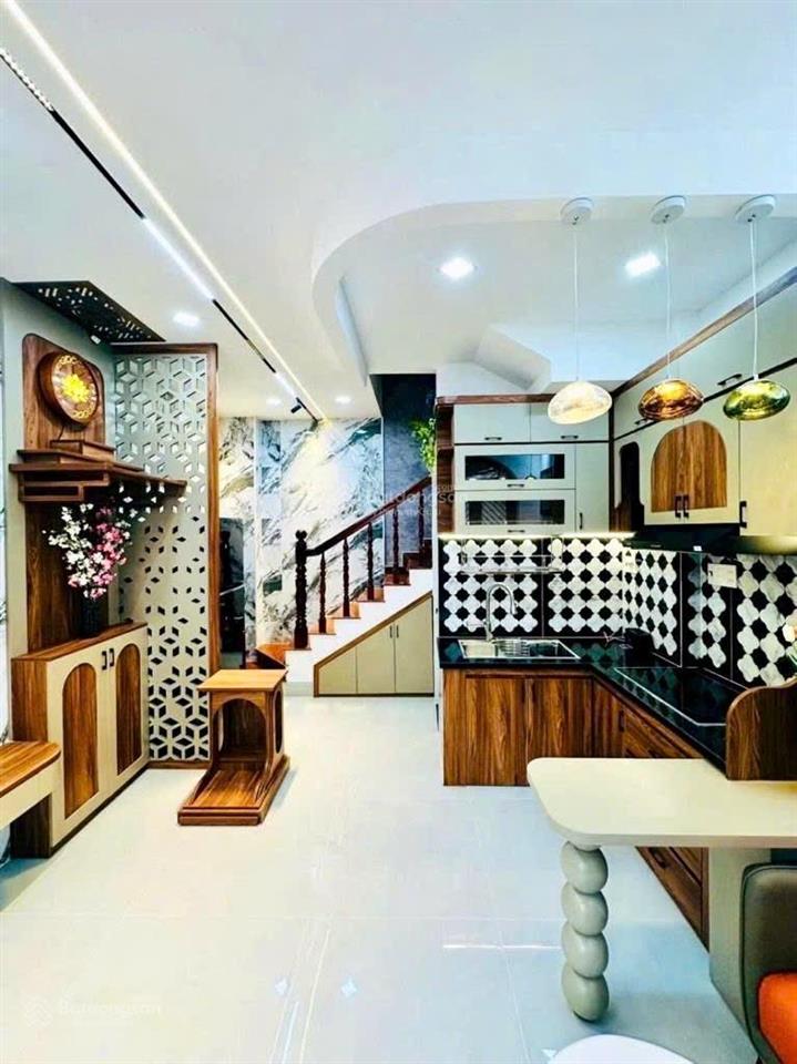 Ngay cv gia định chung cư hà đô nhà mới 4 tầng 3pn ngang 4,2m nguyễn văn công giá 4 tỷ nhỉnh