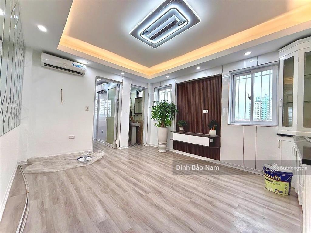 Nhỉnh 2 tỷ trung tâm hà nội căn góc 2 mặt thoáng 2pn 1 wc full nội thất không quy hoạch