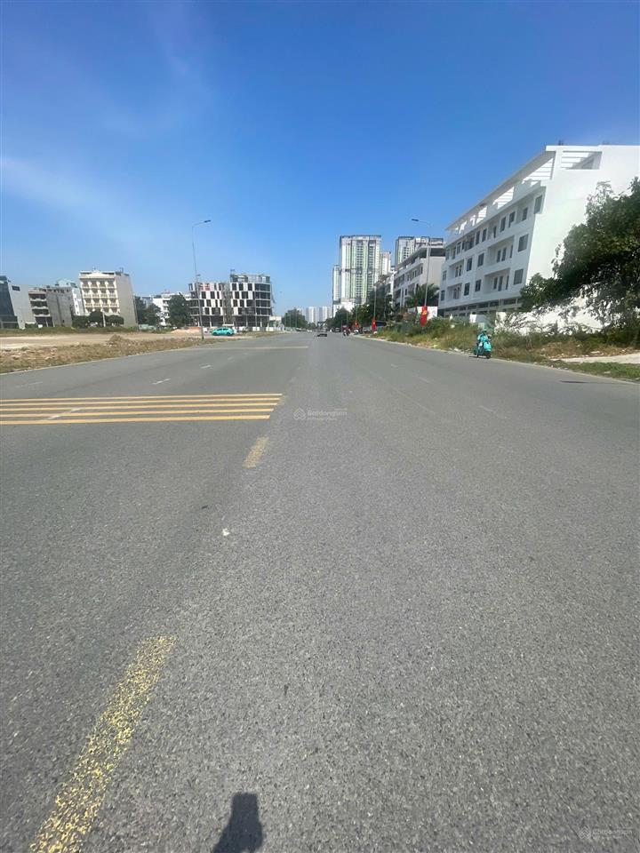 Bán khuôn đất mặt tiền trương văn bang 7x19m xây cao giá 36 tỷ còn thương lượng
