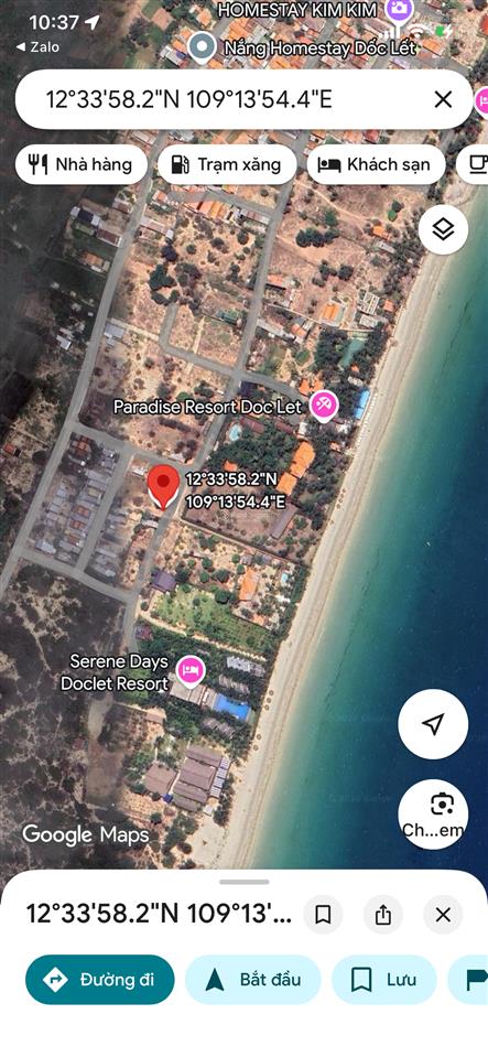 Đất ngay biển dốc lết, cạnh các khu resort
