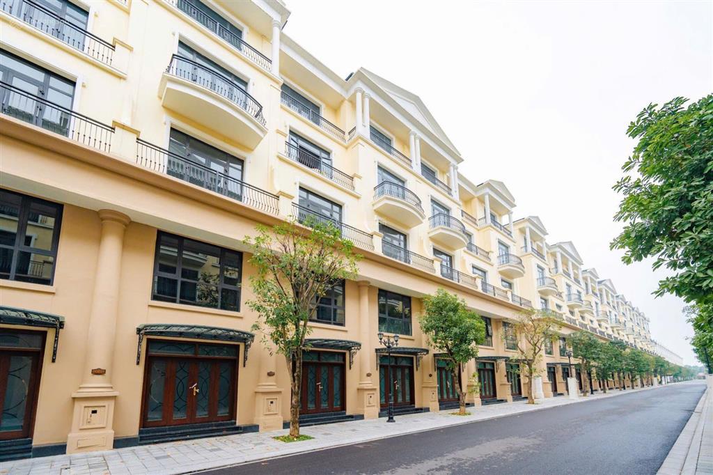 Bán liền kề 80m2 đảo dừa vin 2 hướng đông nam gần công viên giá 11,5 tỷ sẵn sổ 0911 051 ***