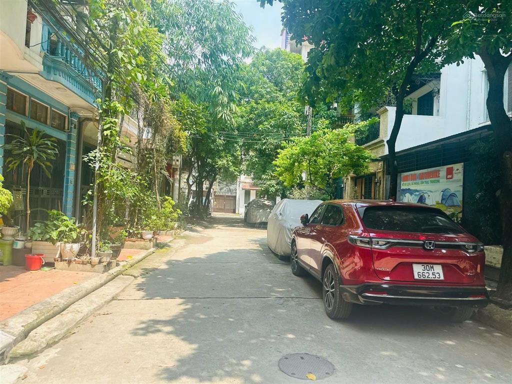 Bán nhà kbt 7,5 tầng, khu phân lô nguyễn chí thanh xã đàn mới 55m2 giá 18,9 tỉ