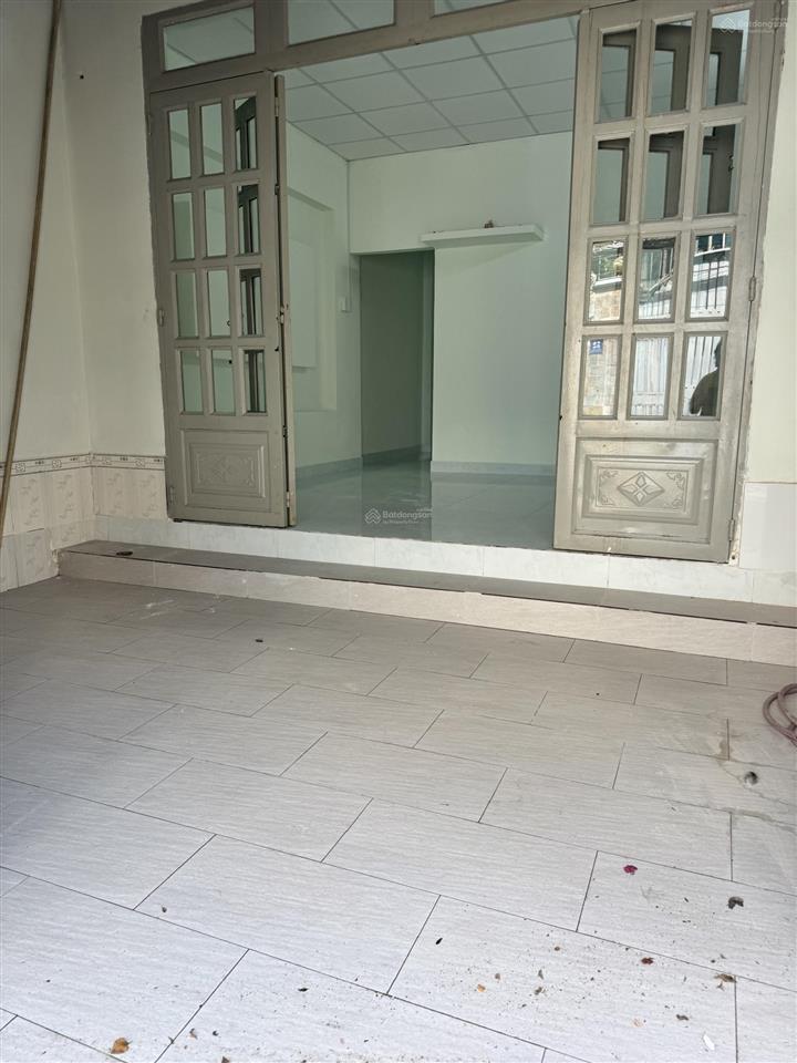 Cần bán căn nhà cấp 4 53m² đường ô tô thông ra lê văn thịnh và nguyễn duy trinh giá 6,4 tỷ