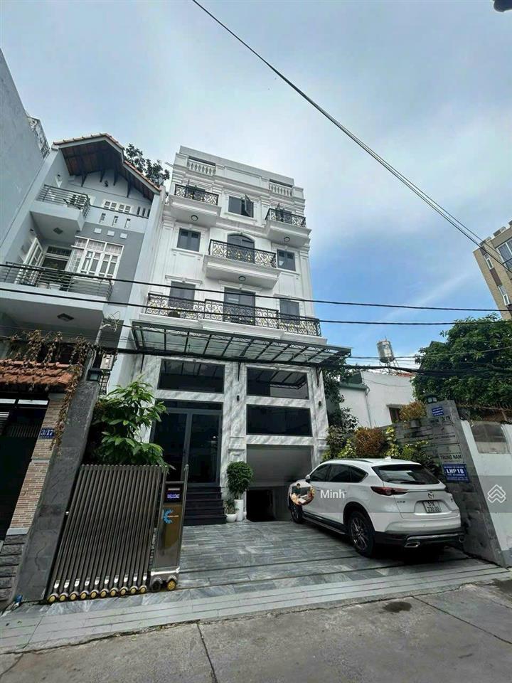 Bán khách sạn thuê 150 triệu/th đường nguyễn gia trí bình thạnh. 8x23m hầm 5 tầng. giá 49 tỷ