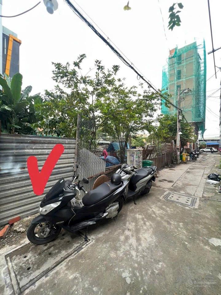 Cần tiền bán gấp khuôn đất hẻm xe hơi lý tưởng xây tòa căn hộ. dt 5x15m. vị trí xây cao tầng