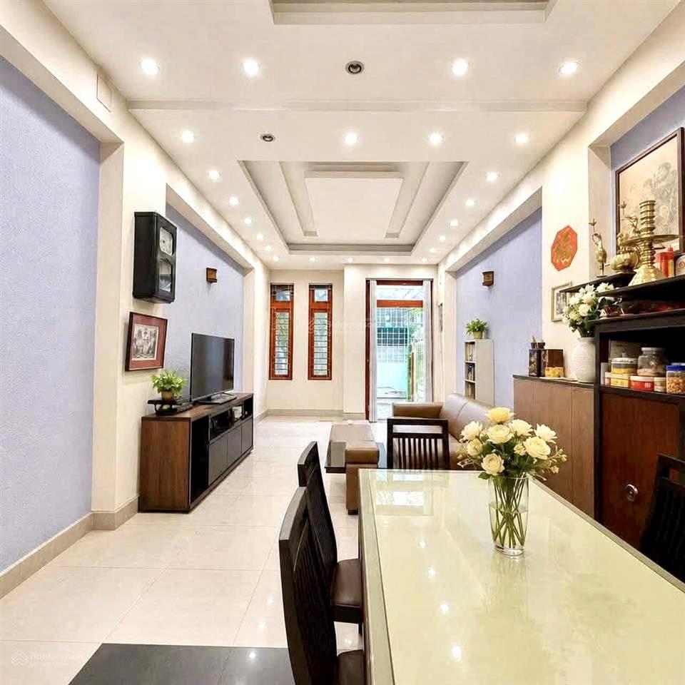 Hxt huỳnh văn bánh trường sa, 4 tầng giáp q3 gấp bán 8,7 tỷ