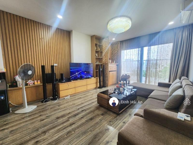 Chỉ 4.5 tỷ căn góc bc đông nam chung cư đền lừ view hồ 2pn 2wc