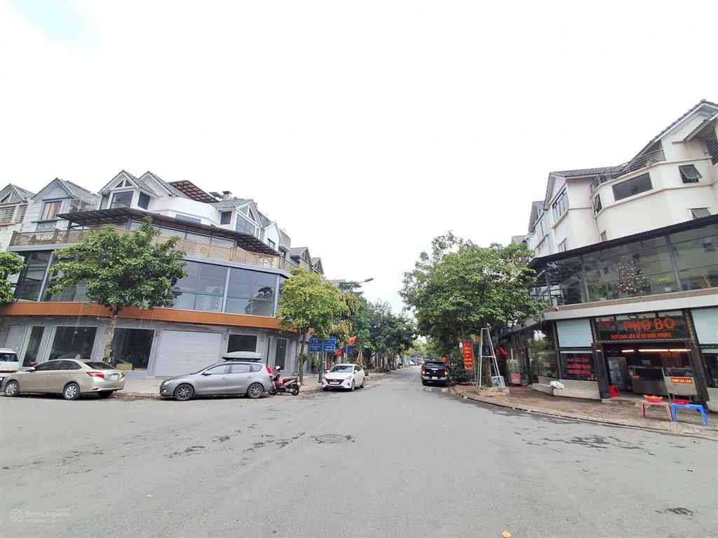 Hiếm! bán đất thạch bàn long biên 50m mt 4,5m ô tô ngõ nông dòng tiền giá nhỉnh 8 tỷ.
