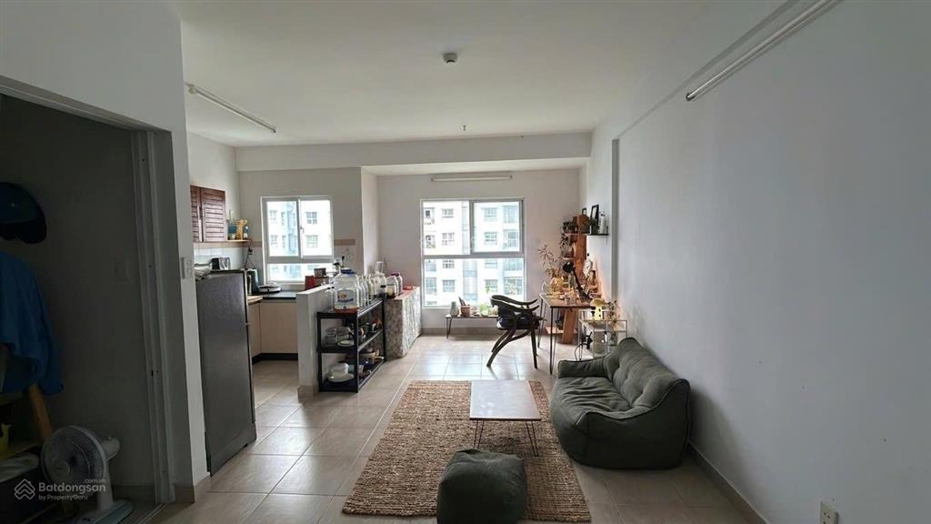 Bán căn ehome 3, bình tân lầu 8, 50m2 giá chỉ 2 tỷ