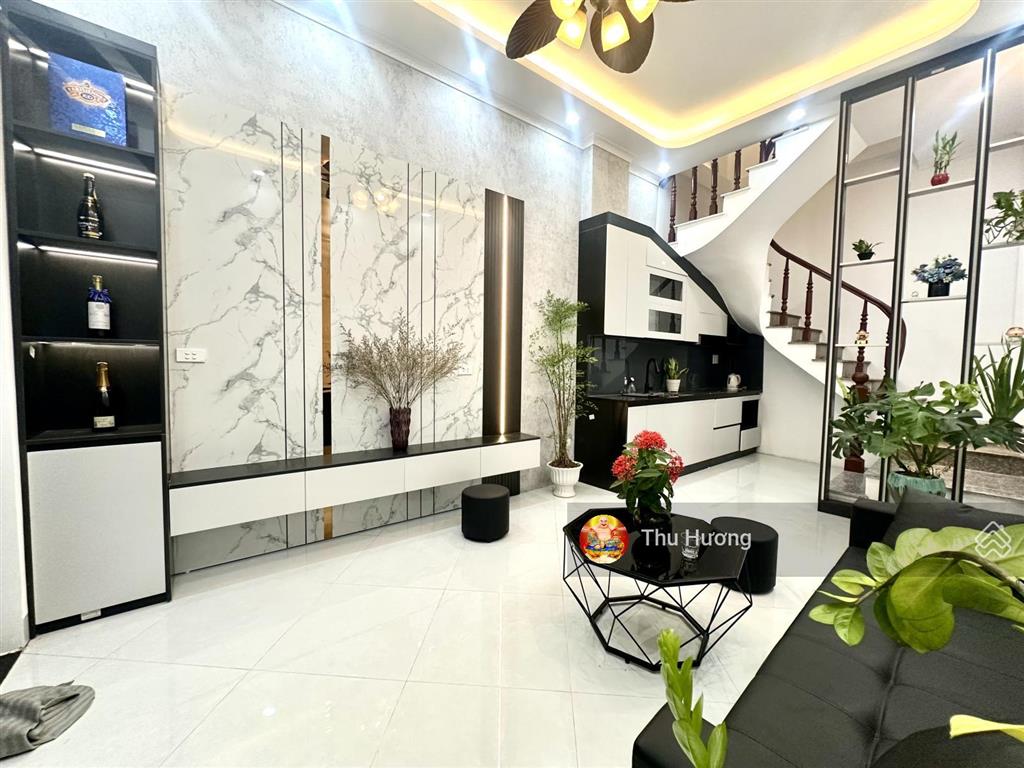 6.450 tỷ nhà minh khai 2 thoáng, nhà mới 3 ngủ full nội thất, sổ riêng, quy hoạch ổn định
