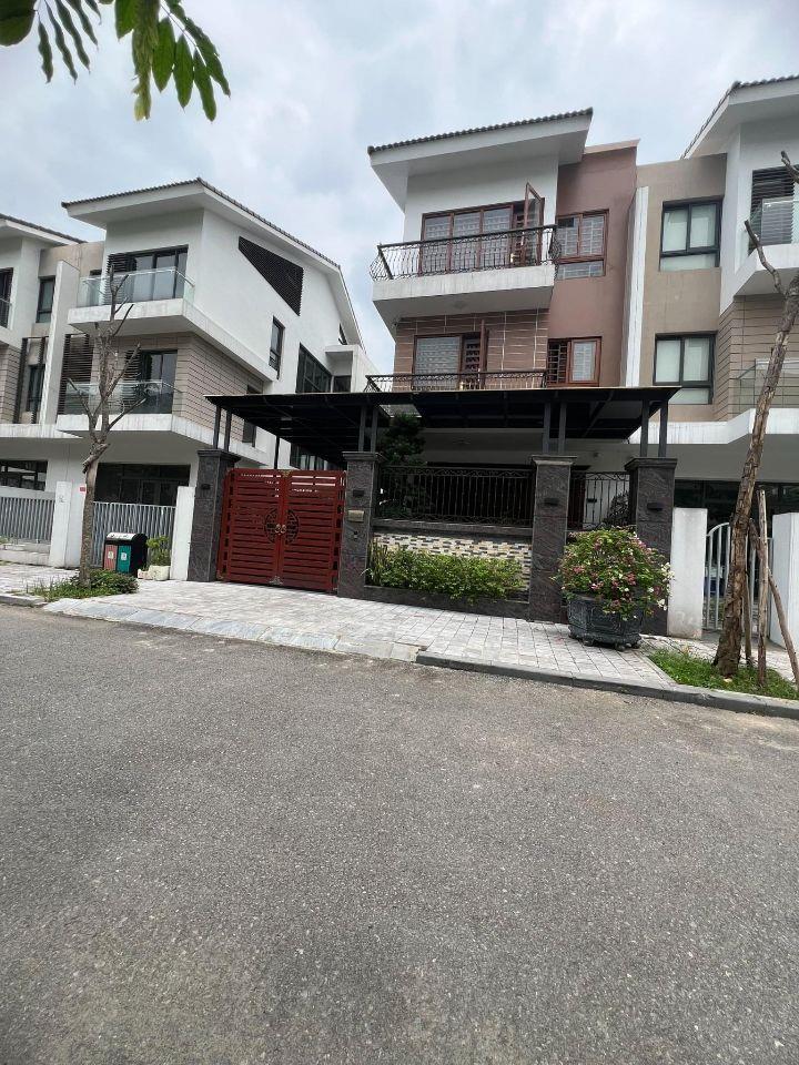 Biệt thự AN VƯỢNG DƯƠNG NỘI vị trí đẹp, đường thông thoáng hướng ĐN ,180m2 giá 37 tỷ.
