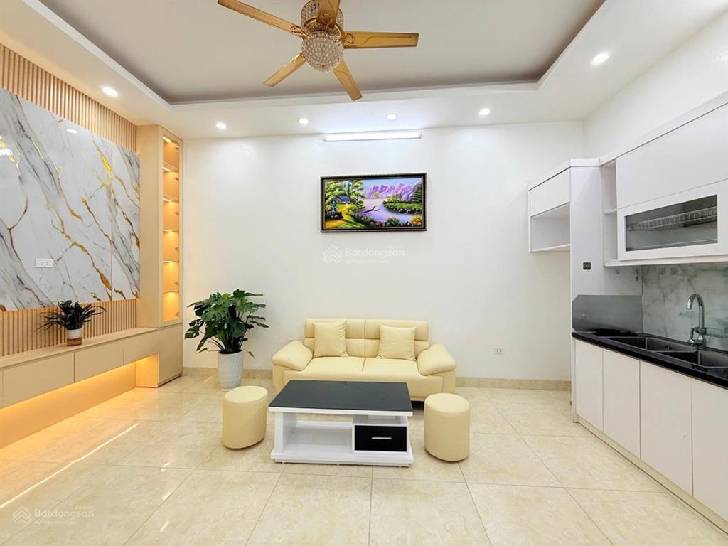 Trần khát chân giao lò đúc 3 thoáng vĩnh viễn, full nội thất 37m² x 5 tầng, ko quy hoạch