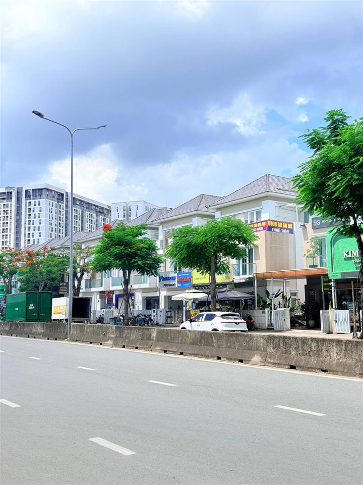 Kèo thơm mặt tiền kd liên phường rẻ hơn thị trường 2 tỷ 3 tầng giá chỉ 23.5 tỷ có thể nhận nhà ngay