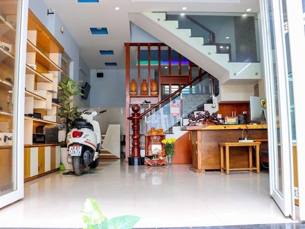 Nhà đẹp 5 tầng hiệp bình chánh, khu phân lô vip ô tô tránh, giá chỉ 7.8 tỷ