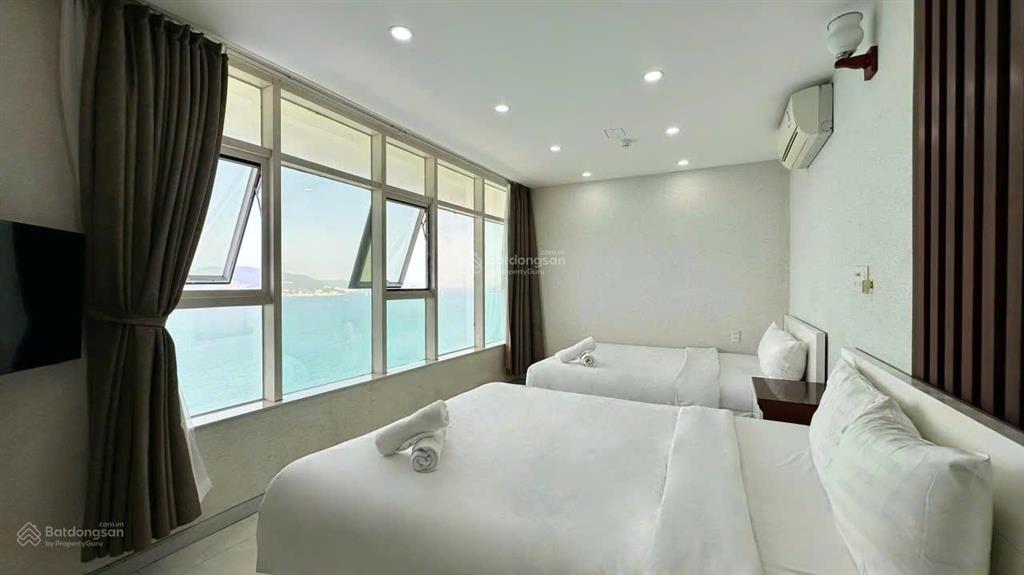 Bán nhanh căn hộ view biển tại mường thanh 60 giá 2,7 tỷ