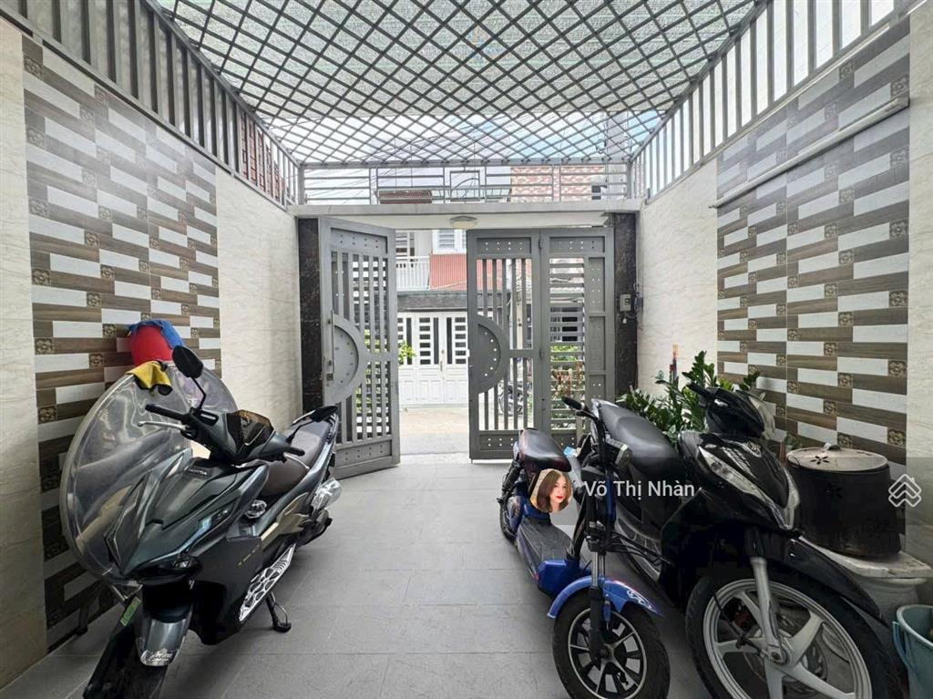 Khu vip bên sông đường xe hơi 5m gần ngay phạm văn đồng giá chỉ 8,9 tỷ