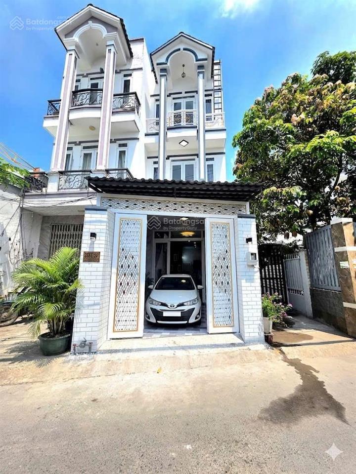 Bán nhà đẹp xe hơi nhủ trong nhà mặt tiền hẻm chính kinh doanh được