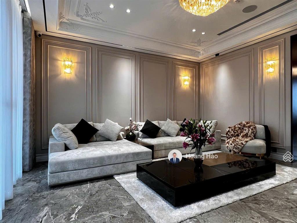 Bán scenic valley 1, quận 7 118m2 3pn 2wc ô xe hơi. giá 9,350 tỷ, 0911 209 *** em hào