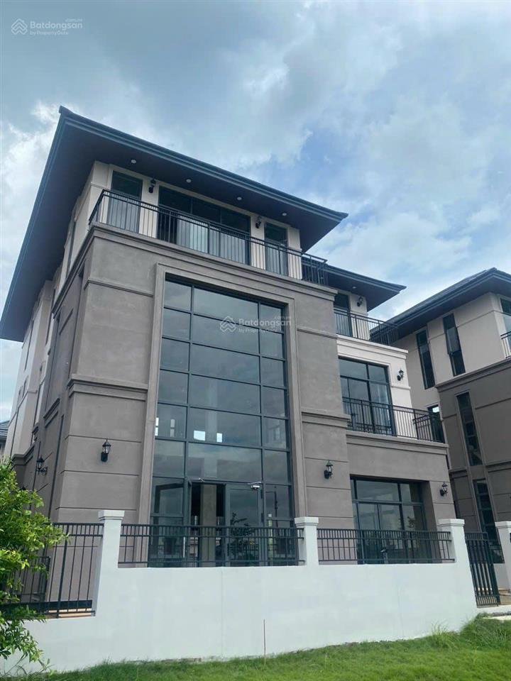 Biệt thự đơn lập 300m² căn góc 2 mặt tiền view công viên đẹp hiếm có tại gs metrocity nhà bè