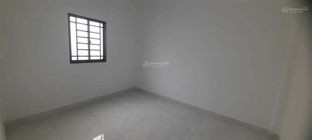 Nhà đẹp, 1 trệt 1 lầu, hẻm nhựa 5m, giá tốt