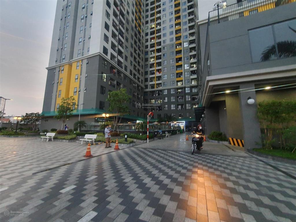 Bán shophouse bcons green view đang có dòng tiền cho thuê 8 triệu/tháng