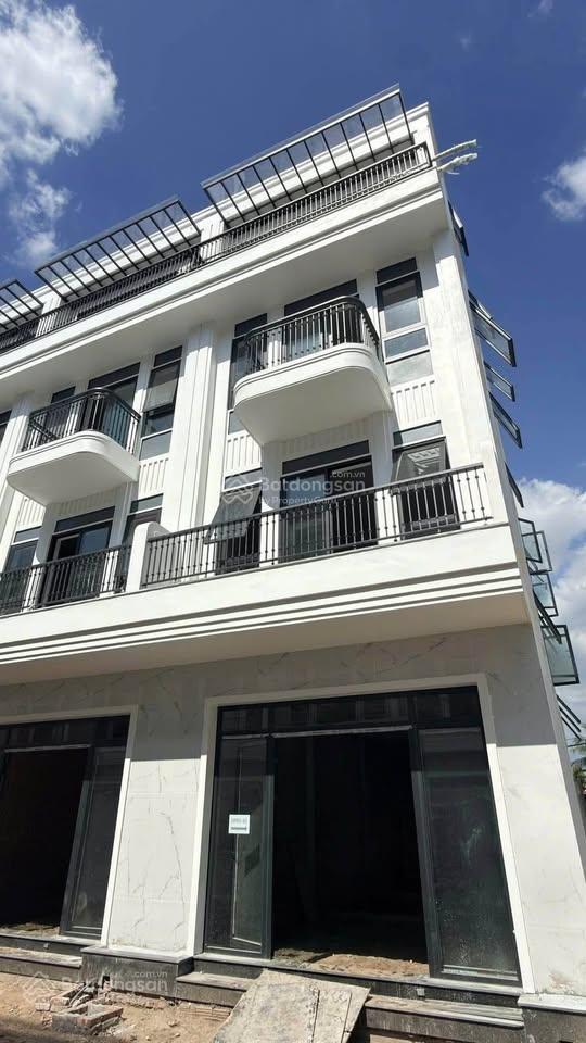 Bán gấp căn liền kề himlam central park an hồng, 3,95 tỷ, 4 tầng, sau công viên