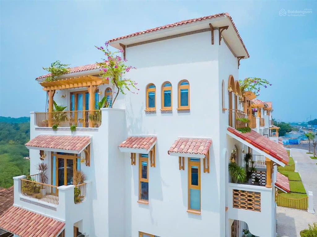 House for sale, 352 m², Thắng Tam