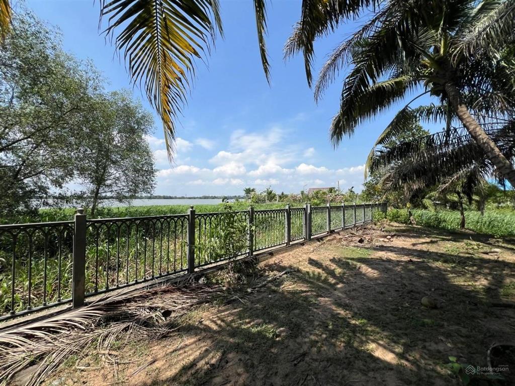Chỉ 1.300 tỷ gần 27.000m đất, 400m mặt sông, đường số 8, long phước, dành cho nhà đầu tư.