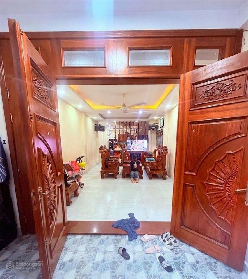 6,2 tỷ chạm là chốt. khu chợ vải phú thọ hòa dt 64m2 4pn nhanh còn kịp