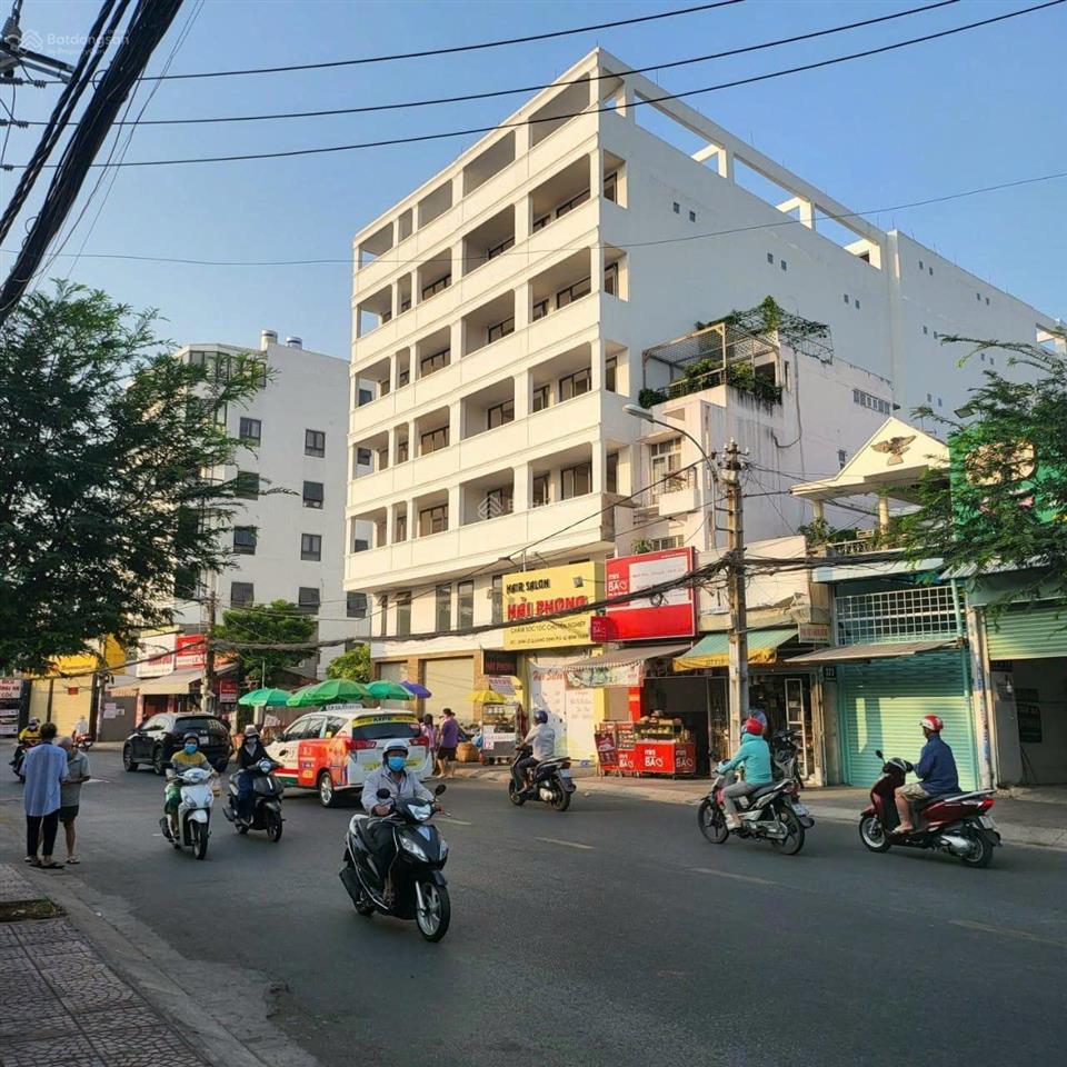 Bán tòa nhà. hầm 6 tầng. mt nguyễn cửu đàm. tân phú. dt 17x35m, (600m). tn 500tr/th giá 160 tỷ