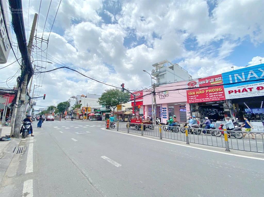 Mặt tiền nguyễn thị thập q7 4.2x22.5m, qh xây dựng 7 tầng giá 36 tỷ