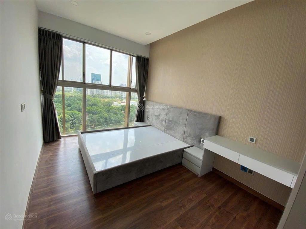 Bán gấp căn hộ midtown m6 the symphony 126m 3pn sẵn sổ + ô xe hầm giá 14 tỷ