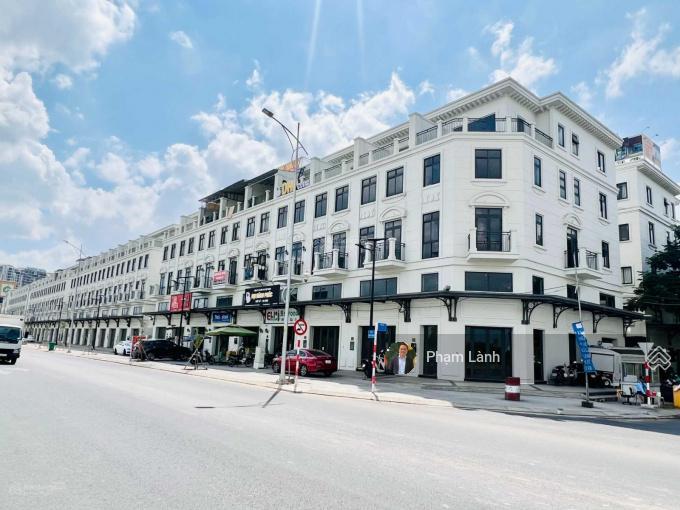 Shophouse mặt tiền song hành lakeview city vị trí đẹp giá chỉ 26 tỷ. 0916 592 ***