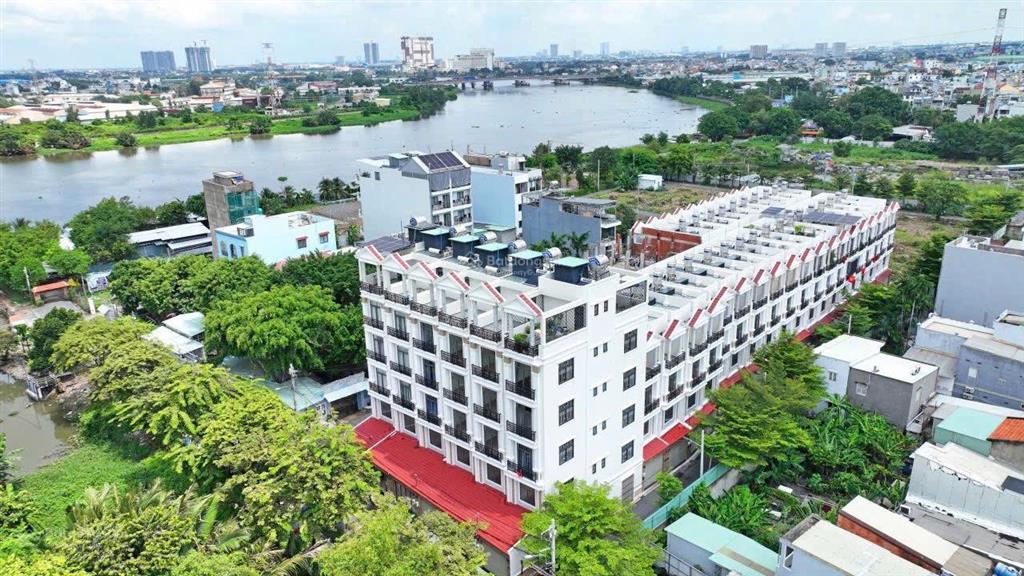 7,4 tỷ tây bắc giảm ngay 600 triệu phố 4 tầng mới 100% vạn phúc hiệp bình phước thủ đức đường 10 m