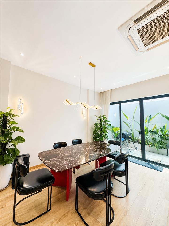 Bán nhà amelie villa pmh nhà bè đã có sổ hồng full nội thất