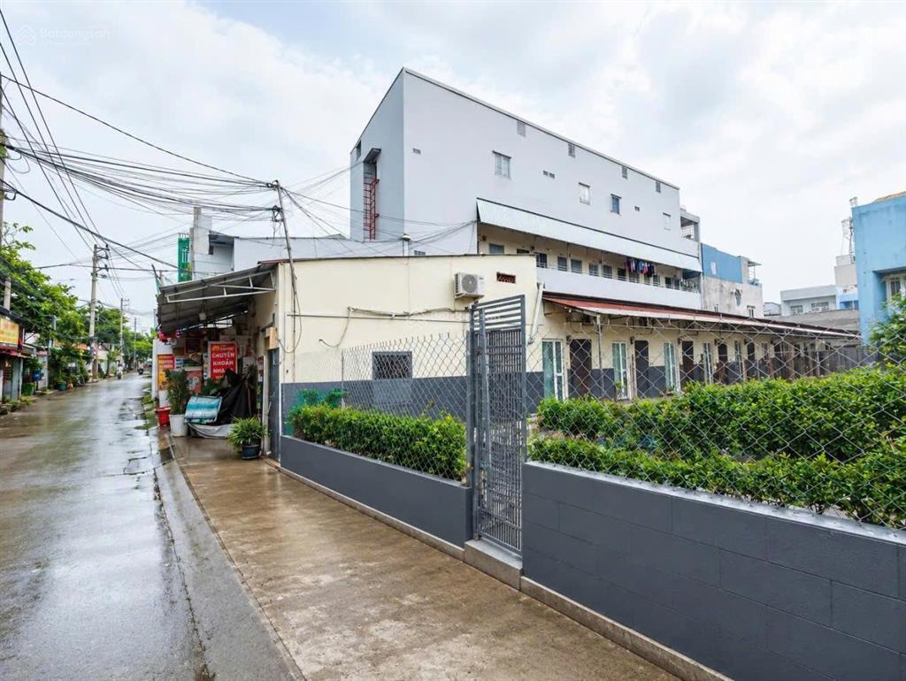 Bank định giá 18tỷ bán chỉ 20tỷ 2mt số hiệp bình hiệp bình chánh 350m(8x45)12 phòng. xây 100chdv
