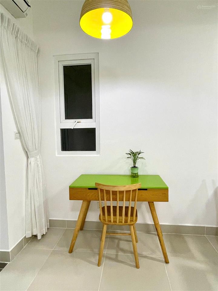 Bán cc đẹp xuất sắc tại the park residence, 2,35 tỷ, 0943 330 ***
