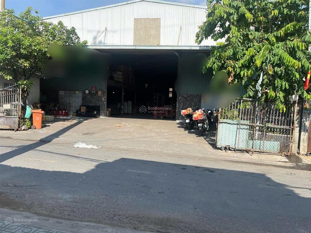 Cần bán xưởng 1600m2 1 to 1 nhỏ 950m2 và 650m2 có tách lẻ kế ql 1k và mỹ phước tân vạn