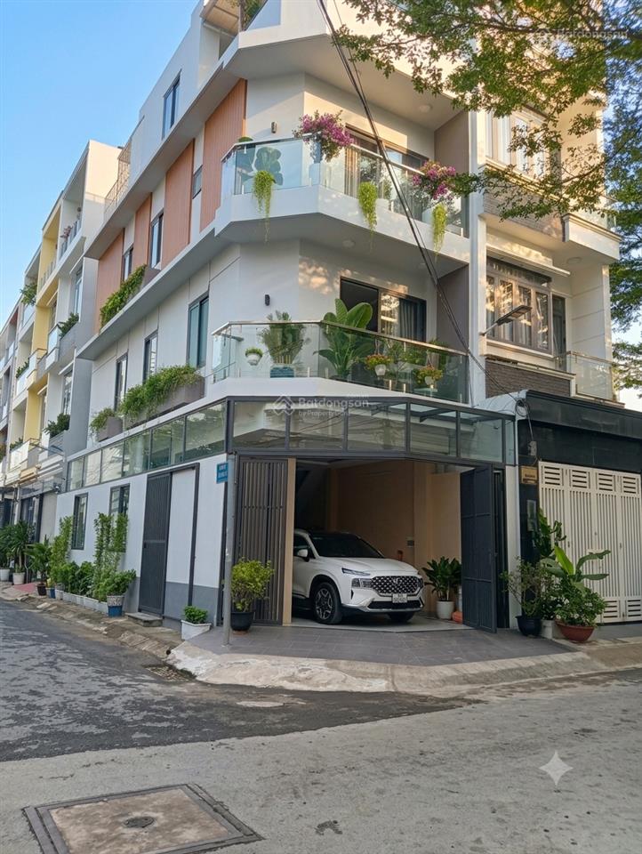 Căn góc 2 mặt tiền gara ô tô full nội thất chỉ 7,3 tỷ