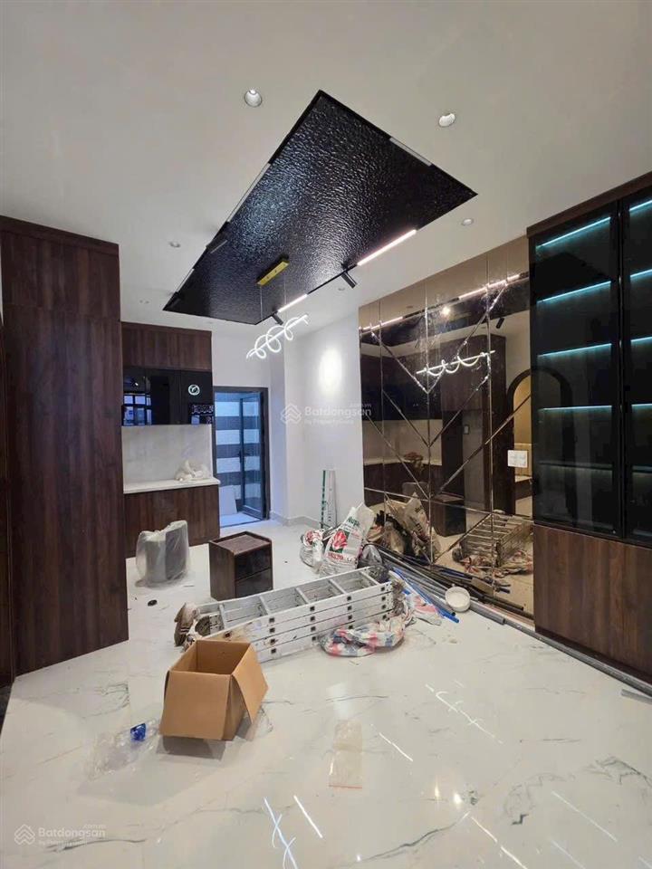 Chính chủ gửi bán căn nhà mới 100% tại hẻm 588 huỳnh tấn phát, quận 7.