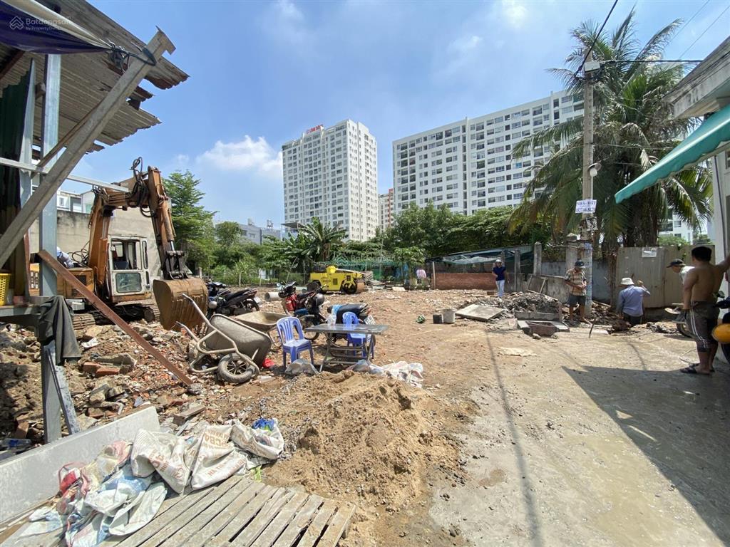 Bán lô đất 95m2 linh đông ngay cc 4s đường nhựa 5m giá 5 tỷ 850