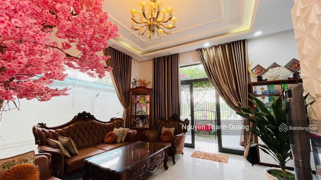 Biệt thự kdt phước long có sổ và có thang máy