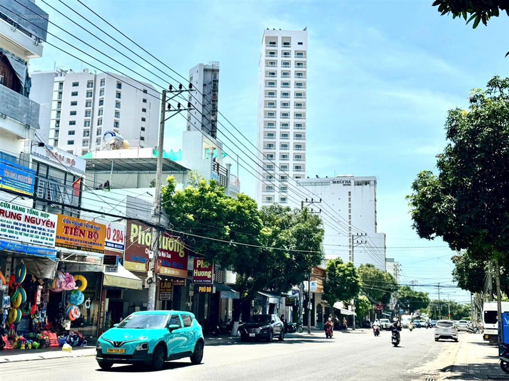Bán đất 2 mặt tiền 199m² đường dã tượng, cách biển trần phú chỉ 50m sổ hồng vuông vắn