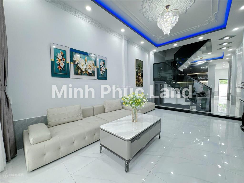 Nhà đẹp sát hxh lý phục man quận 7 4x26m 4pn full nội thất 6.39tỷ