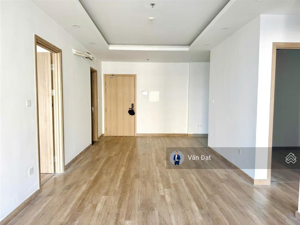 Căn 3 ngủ 100m² giá tốt ban công đông nam tầng đẹp đã có sổ đỏ